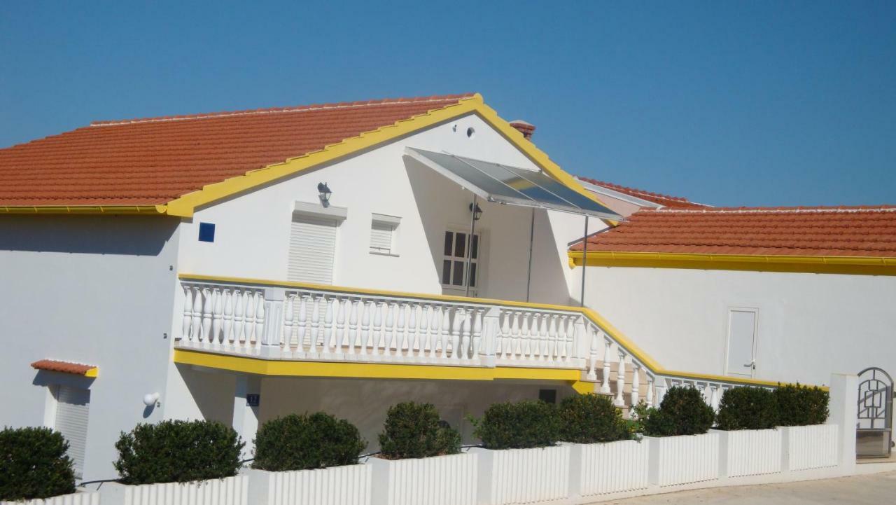 Apartments Dorkin Preko Exterior photo